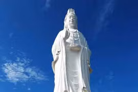 Đức Quan Thế Âm Bồ Tát là nam hay nữ? 