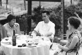 Độc chiêu săn tin tình báo của Phạm Xuân Ẩn