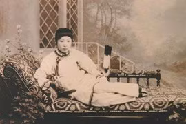 Cận cảnh “gót sen vàng” bí ẩn của kiều nữ TQ xưa