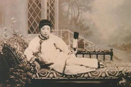 Cận cảnh “gót sen vàng” bí ẩn của kiều nữ TQ xưa