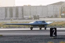 Trung Quốc “sao chép” UAV tàng hình RQ-170 