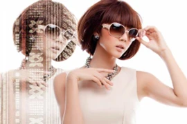 Tôn đường cong với váy ôm như Ngọc Quyên