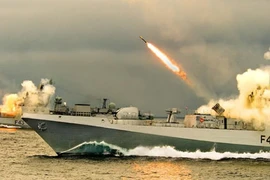 Chiến hạm Talwar Ấn Độ “hoàn hảo” hơn Type 054A TQ