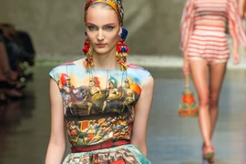 Dolce&Gabbana Xuân Hè 2013: Sự đa sắc của vùng đất Sicily