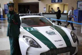 Cảnh sát Dubai lại “tậu” thêm siêu xe hơn 60 tỷ 