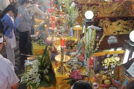 Hàng trăm người viếng đại tang gia đình ông Phương “khói lửa“