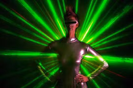 Soi loạt sản phẩm công nghệ thông minh của “thế giới tương lai“