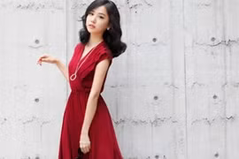 Điểm nhấn tôn vẻ đẹp cho đầm công sở