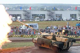 Nga đưa “quái vật thép” T-90S tới Mỹ Latinh