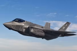 Nhật Bản trì hoãn mua tiêm kích F-35A 