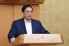 Không được yêu cầu người dân xuất trình sổ hộ khẩu, sổ tạm trú