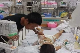 Cháu bé mổ tay tại Bình Phước tử vong do ngộ độc thuốc tê