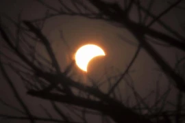 Mãn nhãn hình ảnh đầu tiên về nhật thực ở Việt Nam