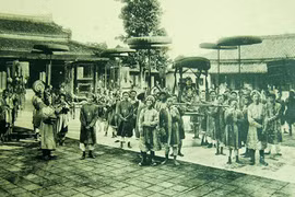 Bí ẩn đời sống cung nữ trong Tử Cấm thành VN 