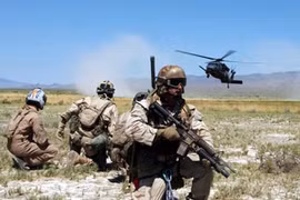 Hơn 10 biệt kích Mỹ bị các tay súng Taliban bao vây