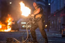 Nhận diện vũ khí khủng trong “Fast and Furious 7”