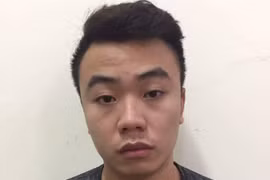 Đường dây đánh bạc qua game Đế Chế: “Cánh tay” nào giúp “Bầu Huấn” kiếm tiền tỷ bằng cá độ?