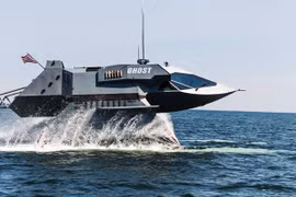 Lầu Năm Góc quay lại Thái Bình Dương với hạm đội “tàu ma”?