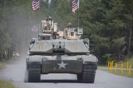 Xe tăng M1 Abrams xuất hiện ở Washington, chuẩn bị cho Quốc khánh
