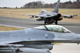 Đài Loan chi 8 tỷ USD mua máy bay Mỹ, Bắc Kinh có “đe dọa“? 