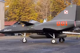 Ba Lan hụt siêu cường kích "ngoài hành tinh" vì... hết tiền