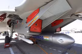 Tên lửa BrahMos phiên bản phóng từ Su-30MKI mới là thứ Việt Nam đang cần! 