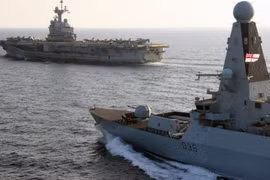 Anh tố Iran "gây sự" với tàu chiến trên Vịnh Ba Tư mỗi ngày