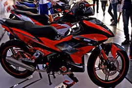 Exciter 150 độ “ngầu khỏi chê” giữa Sài Gòn