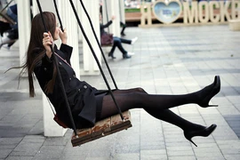 Tai hại từ thói quen đi giày cao gót thường xuyên