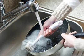 Rước độc vào người khi dùng chảo chống dính không an toàn