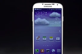 12 smartphone nổi bật năm 2013