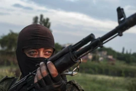 Quân đội Ukraine và lực lượng ly khai đều thiệt hại nặng