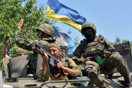 Quân nhân Ukraine đào ngũ hàng loạt ở miền đông