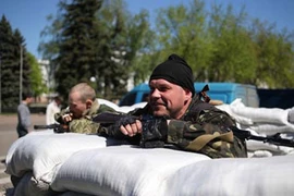 Người biểu tình chiếm lại được nhiều thành phố miền đông