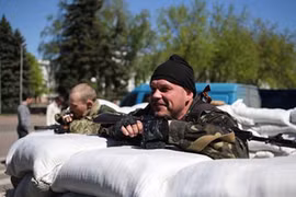 Người biểu tình chiếm lại được nhiều thành phố miền đông