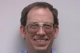 Triều Tiên đưa 2 công dân Mỹ ra xét xử