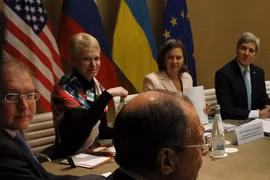 Mỹ, Nga, EU đồng ý "hạ sốt" khủng hoảng Ukraine