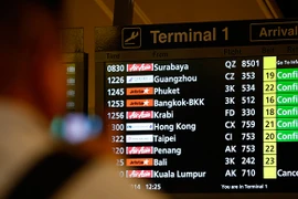 Nóng: Đã tìm thấy mảnh vỡ máy bay Air Asia mất tích?