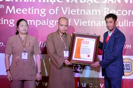 Kỷ lục Bảo tượng đúc bằng đồng nguyên khối lớn nhất châu Á 