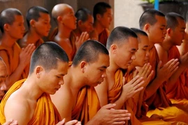 Nghĩ về việc tự hoàn thiện bản thân của Tăng Ni