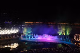 Ấn tượng bế mạc Festival Huế 2014: Âm vang một dòng sông