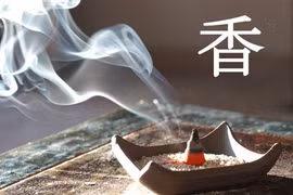 Ngũ phần hương gồm những gì?