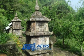 Những chuyện ly kỳ trên dãy Yên Tử