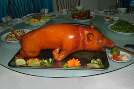 Cúng heo quay trả lễ có mang tội không? 