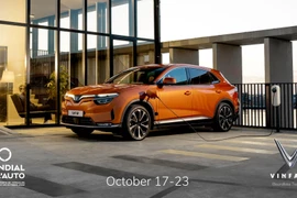 VinFast trở lại Paris Motor Show với chiến lược thuần điện, chính thức ra mắt 4 mẫu xe điện tại thị trường Pháp