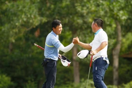 Tăng Nhơn Phú lập kỷ lục vòng golf 64 gậy 