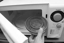 Phí tiền điện nếu dùng lò vi sóng công suất lớn 