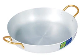 Không nên dùng chảo nhôm cho bếp điện từ