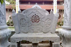 Phong thủy: Xây cuốn thư đá trong nghĩa trang