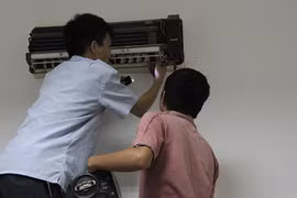 Máy điều hòa hai cục có đỡ ồn hơn không?